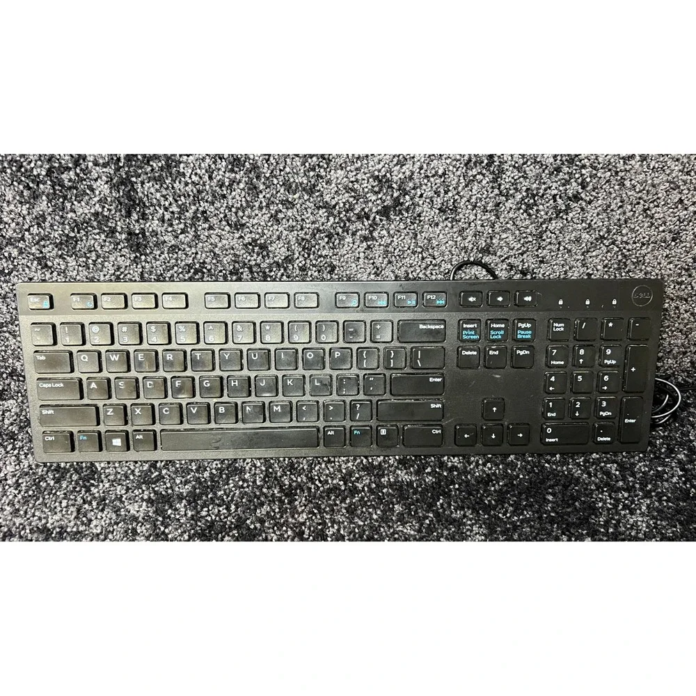 Dell Wired Keyboard Model KB216p‎ - Used Tested Works - Has both feet